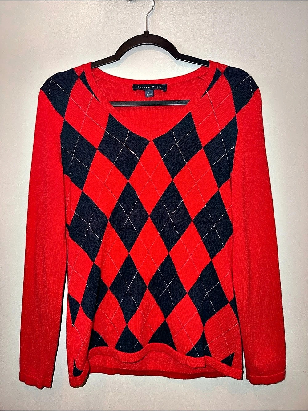 Tommy Hilfiger Argyle V-Neck Sweater in Red & Blue Size Small Dark Academia